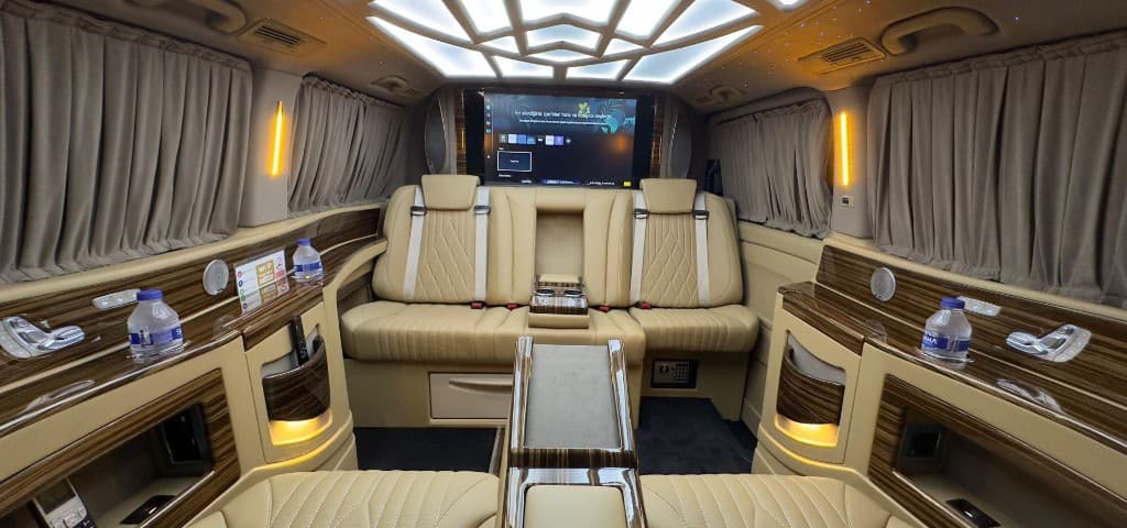 VIP-салон с кожаной отделкой